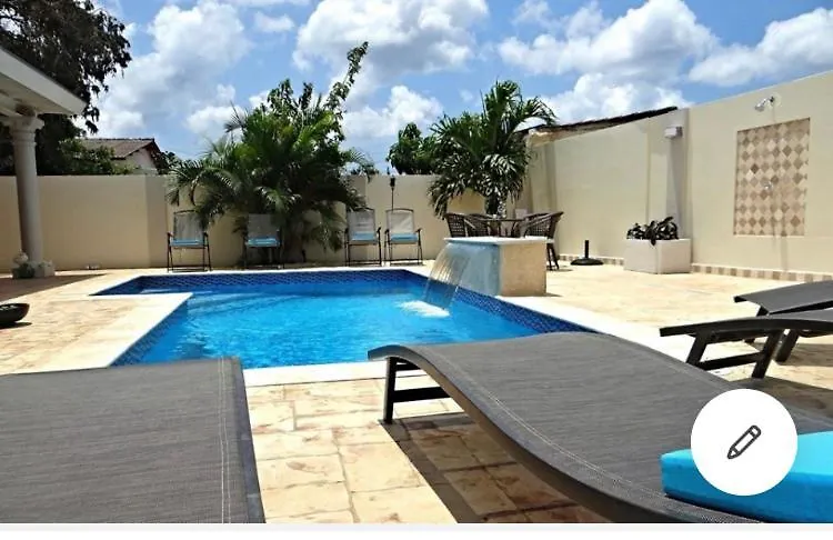 Ponton apartment location